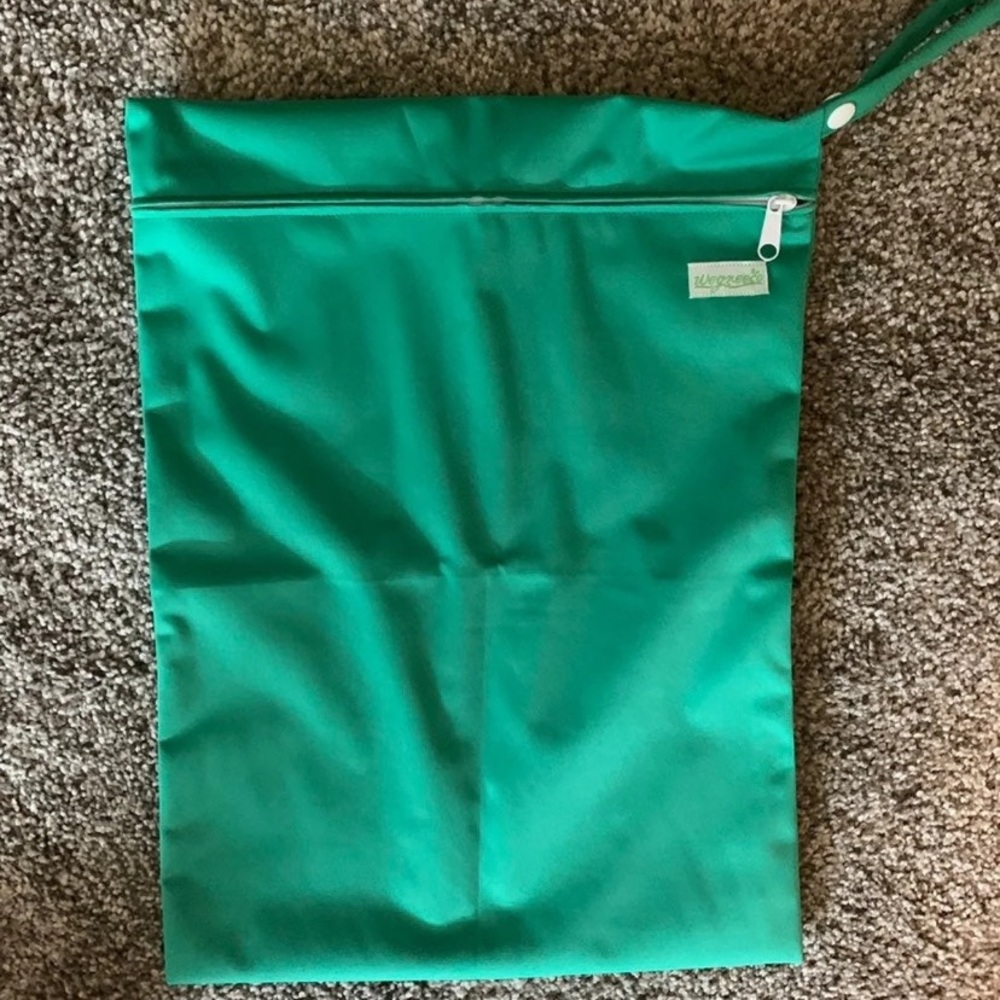 Cloth diaper+insert bundle - Picture 8 of 8